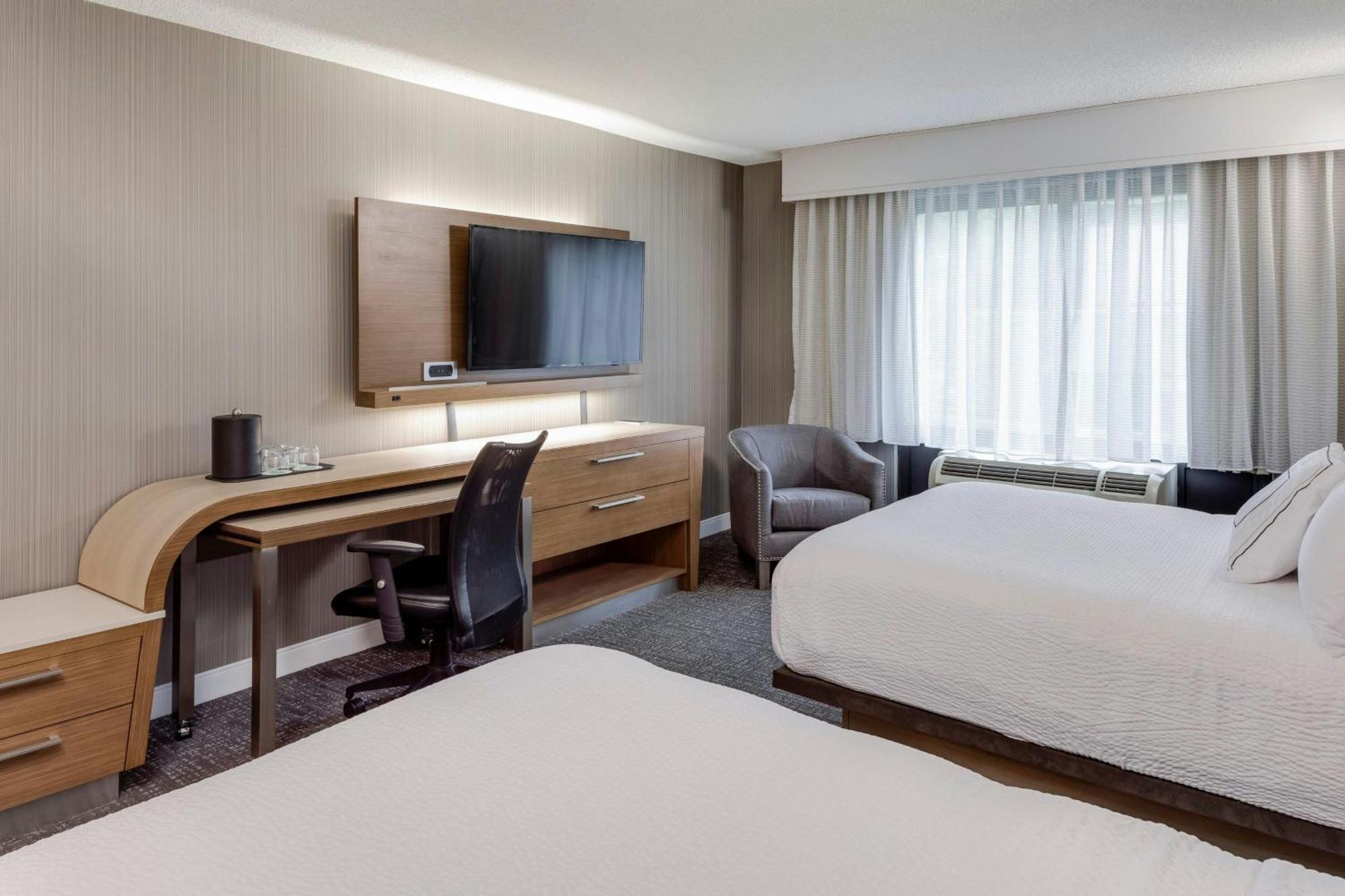 Courtyard By Marriott Portsmouth Otel Dış mekan fotoğraf